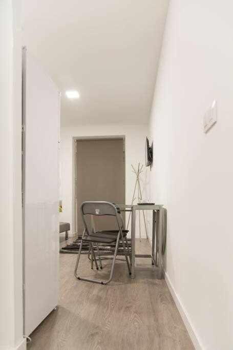 Comodo Y Agradable Estudio En Madrid Centro A5 ภายนอก รูปภาพ