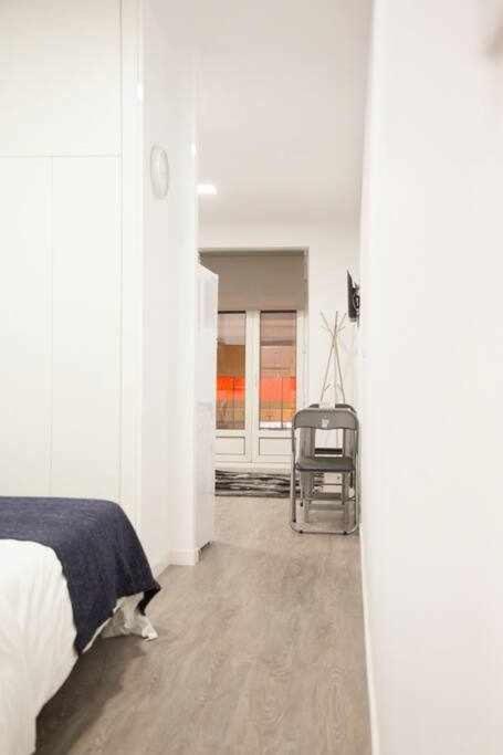 Comodo Y Agradable Estudio En Madrid Centro A5 ภายนอก รูปภาพ