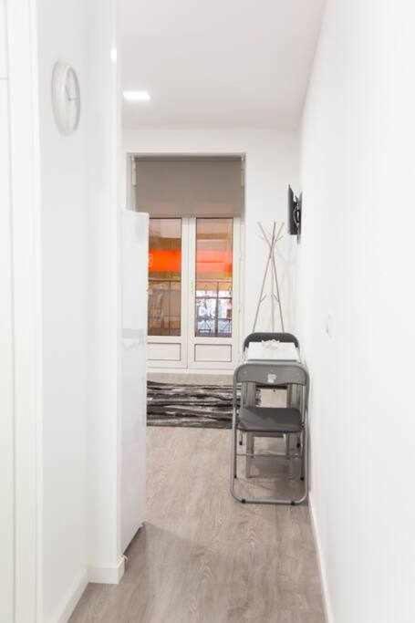 Comodo Y Agradable Estudio En Madrid Centro A5 ภายนอก รูปภาพ
